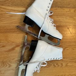 Figure Ice Skates - Size 7 or 37