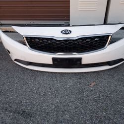 2017-2018 Kia Forte Complete Front With All The Accessories Oem.