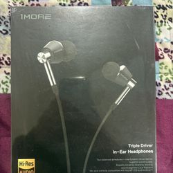 1MORE Triple Driver In-Ear Headphones