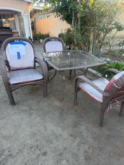 Mesa de patio