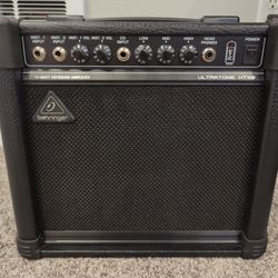 Behringer 15 Watt Keyboard Amplifier