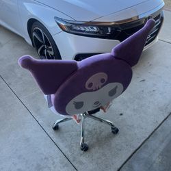 Kuromi Vanity Chair 