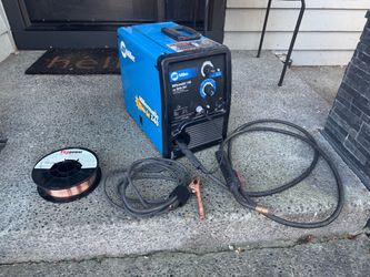 Miller Millermatic 140 MIG Welder with Auto-Set
