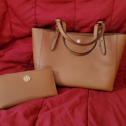 Tory Burch Tote Set