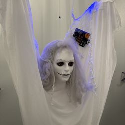 Halloween Animated Ghost And Ghoul