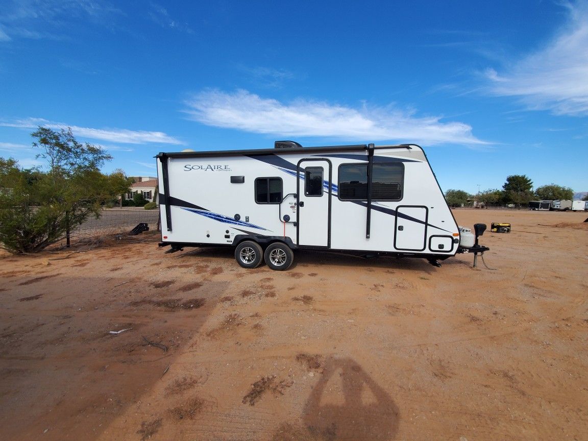 2020 Palomino Solaire 185x Hybrid Trailer