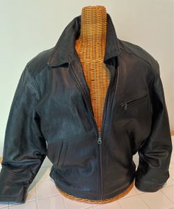 Men's classic black leather-motorcycle bomber jacket-full length front zipper