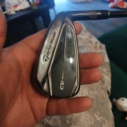Taylor Made QI Golf Clubs 