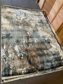 Abstract Area Rug with Fringe 5x7