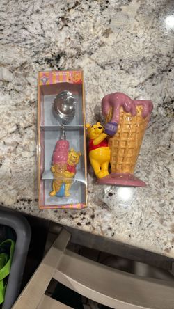 Disney Ice  Cream Scooper 