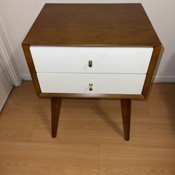 2 Nightstands, Wood And White And Brass