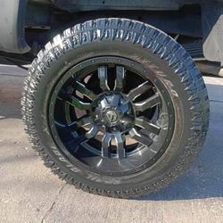 95 Chevy Suburban 2500 454 