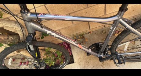 Giant live 29 inch