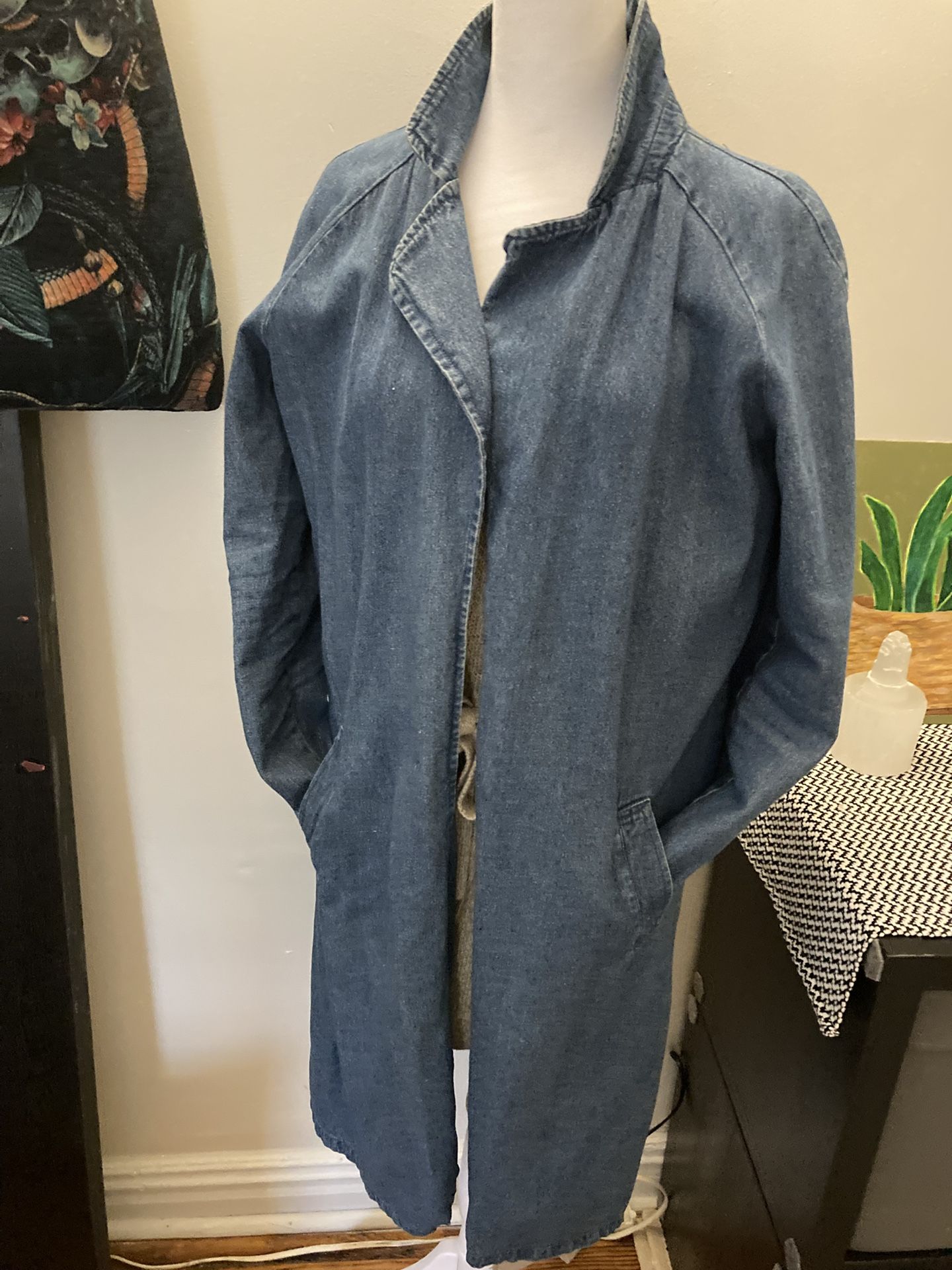 Trench Denim Jacket Size Large Excellent Condition 