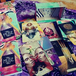 The Muse Tarot Deck And Book Set 