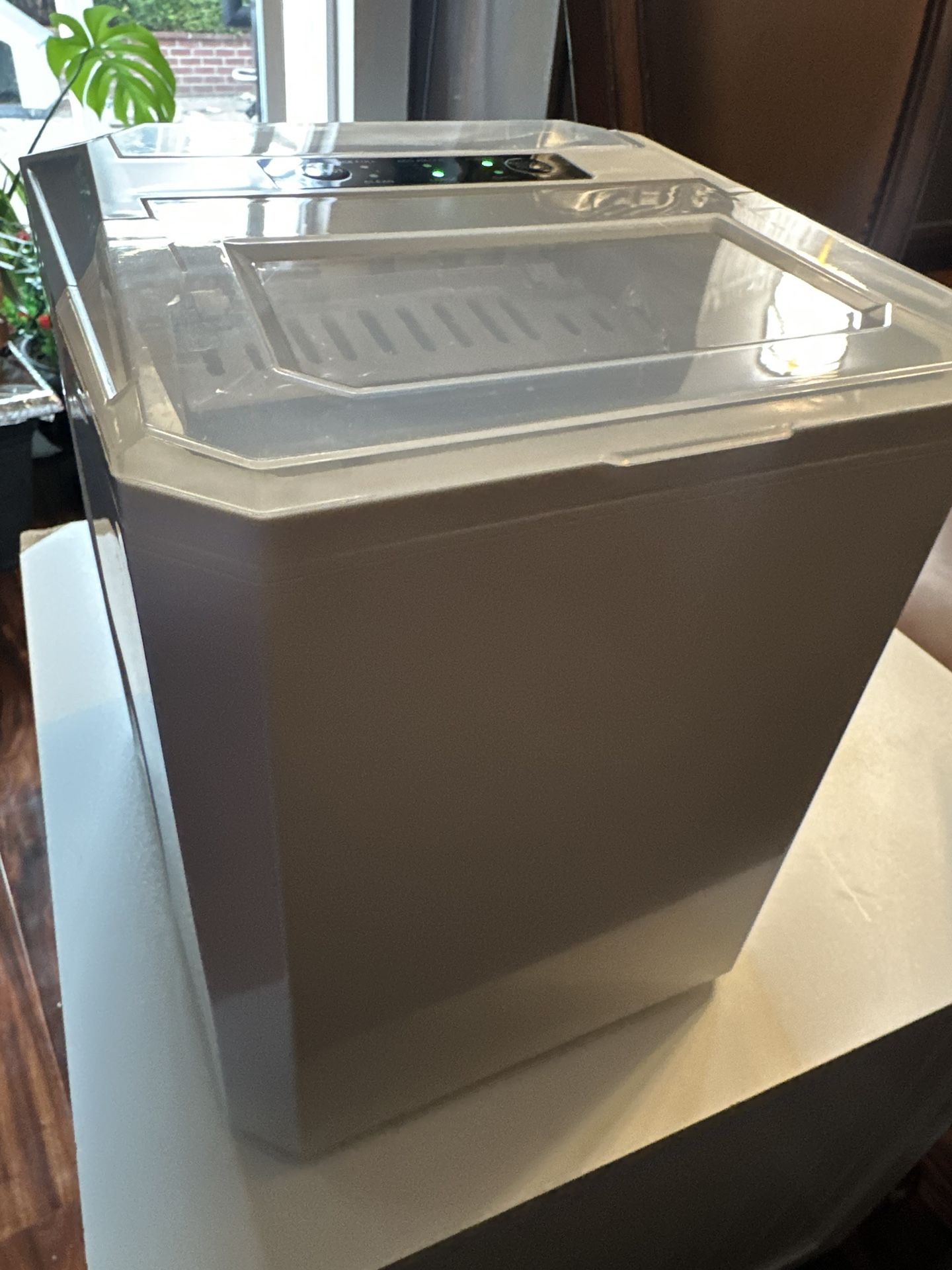 Ice Maker 