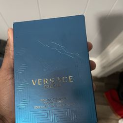 Versace Cologne 