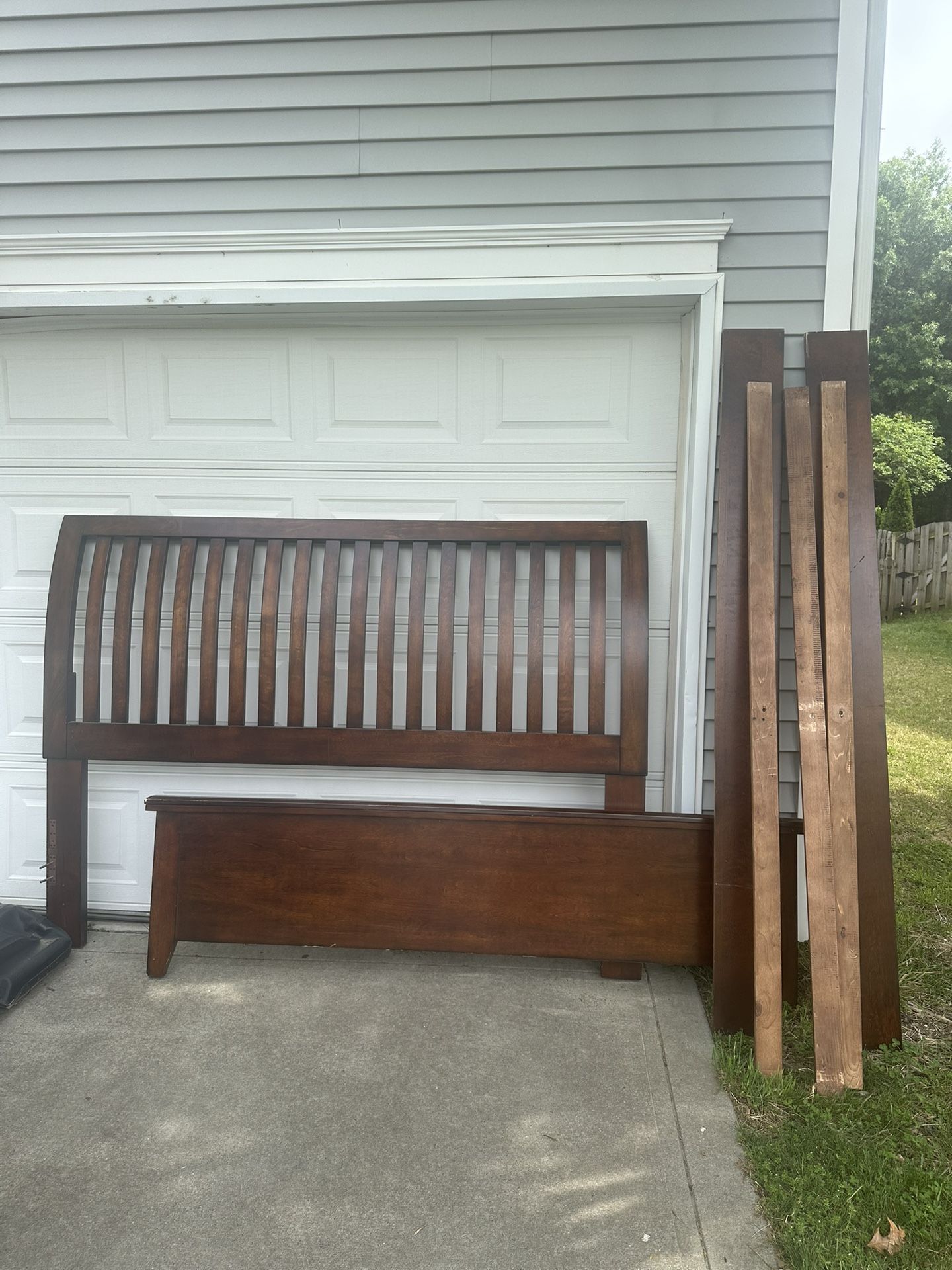 MUST GO ASAP KING SIZE FRAME