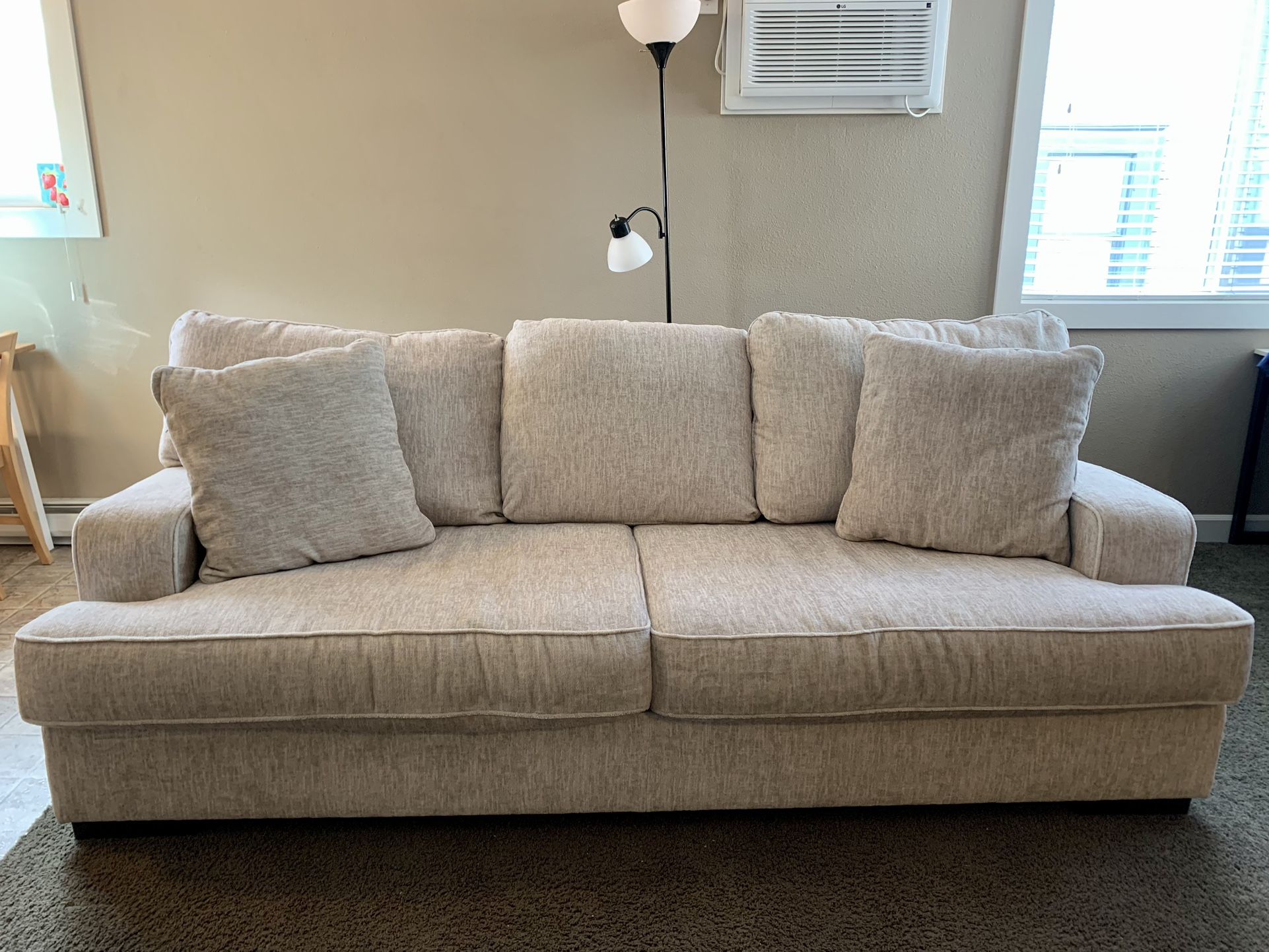 Soletren Sofa
