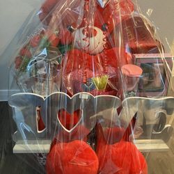 Valentine’s Basket