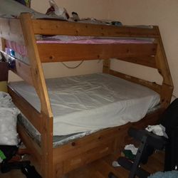 Rooms 2 Go Bunk Bed w/Underneath Storage 