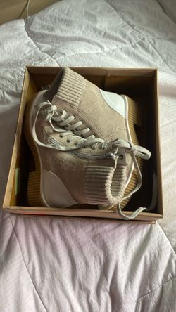 Tan Boots Size 6