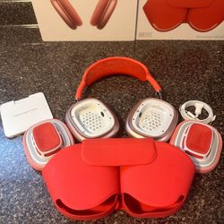 AirPods Pro Maxs Pink* Price Negotiable 