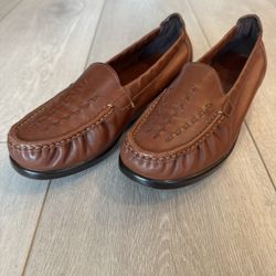 SAS Tripad Comfort Footbed Slip On Chestnut Brown Leather Weave Loafer Women's 8