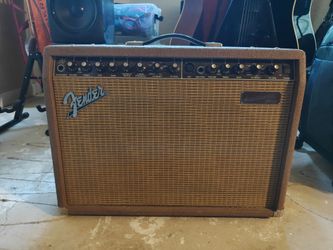 Fender Acoustasonic Junior DSP Guitar Amp  – $320