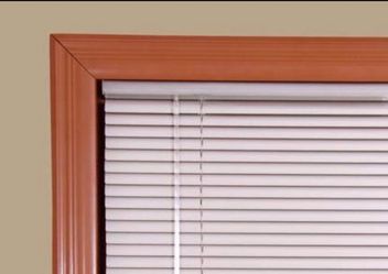 Brand new 5 aluminium blinds