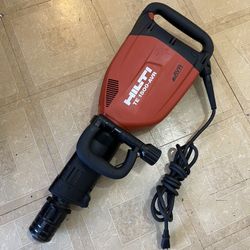 Hilti Te1500 Demolition Hammer 