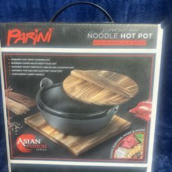 Parini Noodle Hot Pot w/ Wooden lid