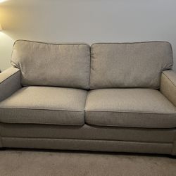 Grey/Beige Love Seat Pull Out sofa Bed