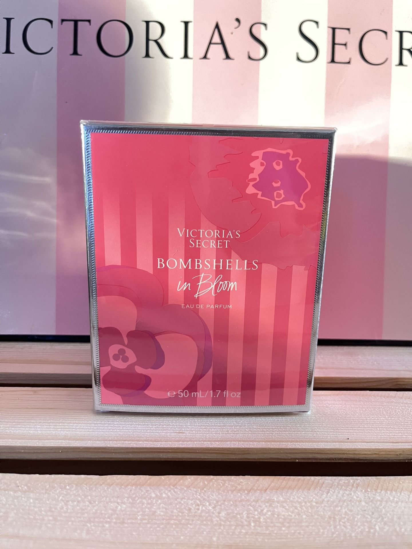 NEW Victoria’s Secret “Bombshells in Bloom” Perfume 1.7 fl oz