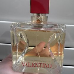 VALENTINO - Voce Viva Eau de Parfum 3.4 oz
