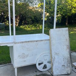 snack bar, washing machine