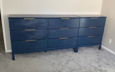 Dresser and 2 nightstands