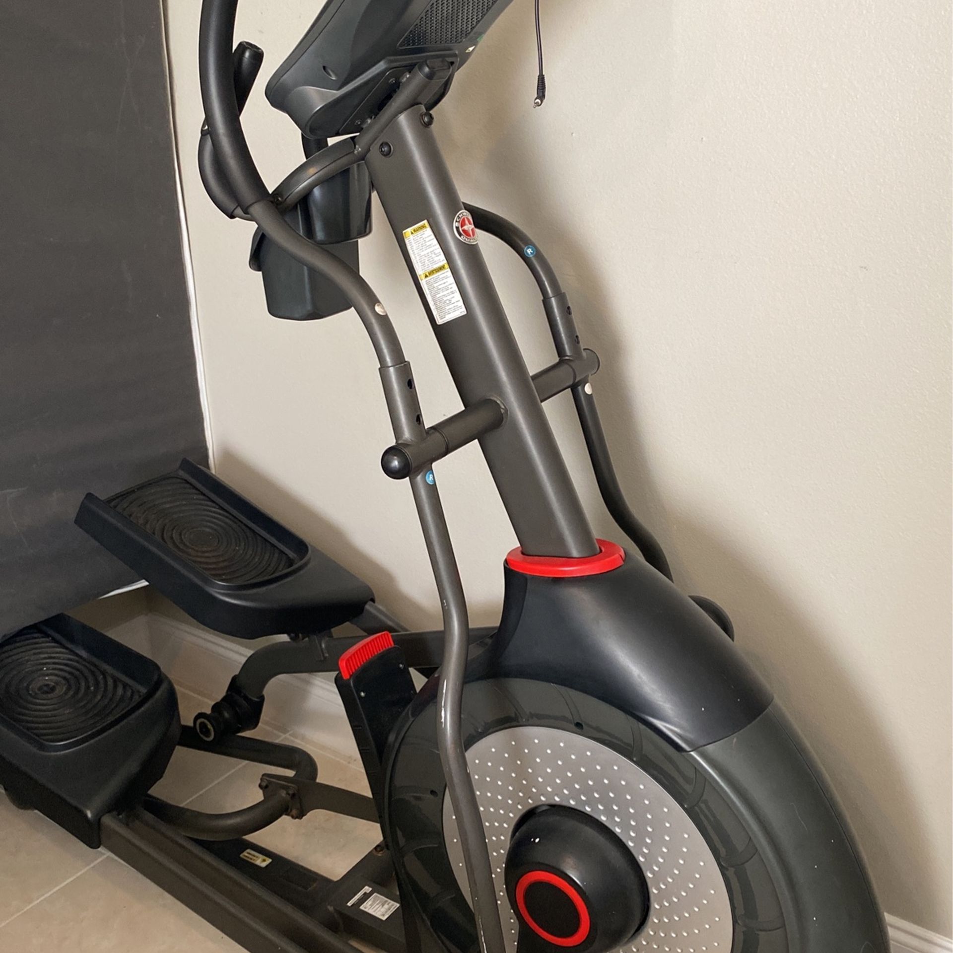 Elliptical (Schwinn)