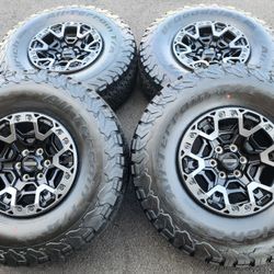 17” Ford Raptor Beadlock 2024 OEM Wheels and Tires 