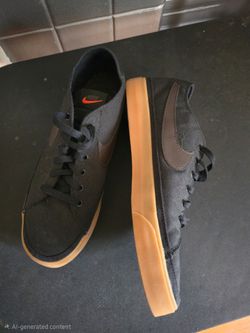 Men's Canvas sz 10