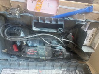 Bosch Bulldog Xtreme SDS-Plus Rotary Hammer Drill w/ Hard Case