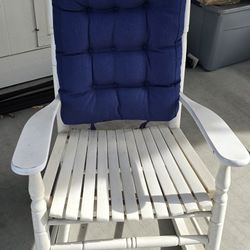 Free Wooden Rocking Chair