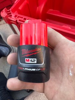 Milwaukee M12 REDLITHIUM CP 1.5 Ah Compact Battery