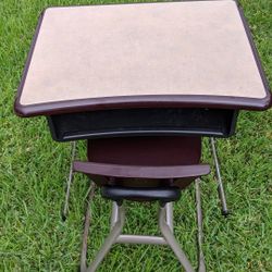 Kids Desk & Chair