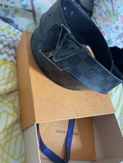Lv Belt Size 100/40 for Sale in Brooklyn, NY - OfferUp