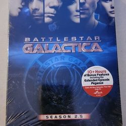 Battlestar Galactica Box Set New Sealed 2.5