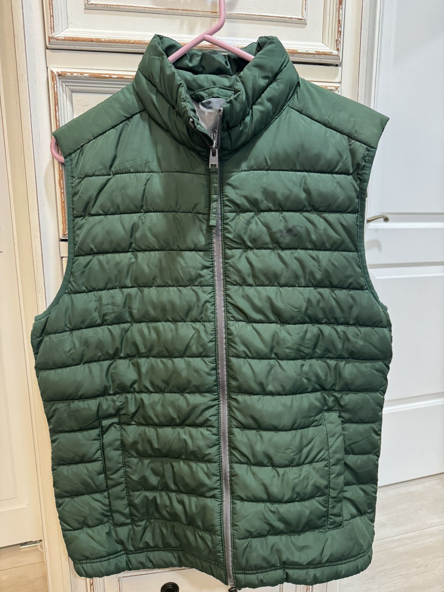 Holliester Men Puffer Vest Size Medium