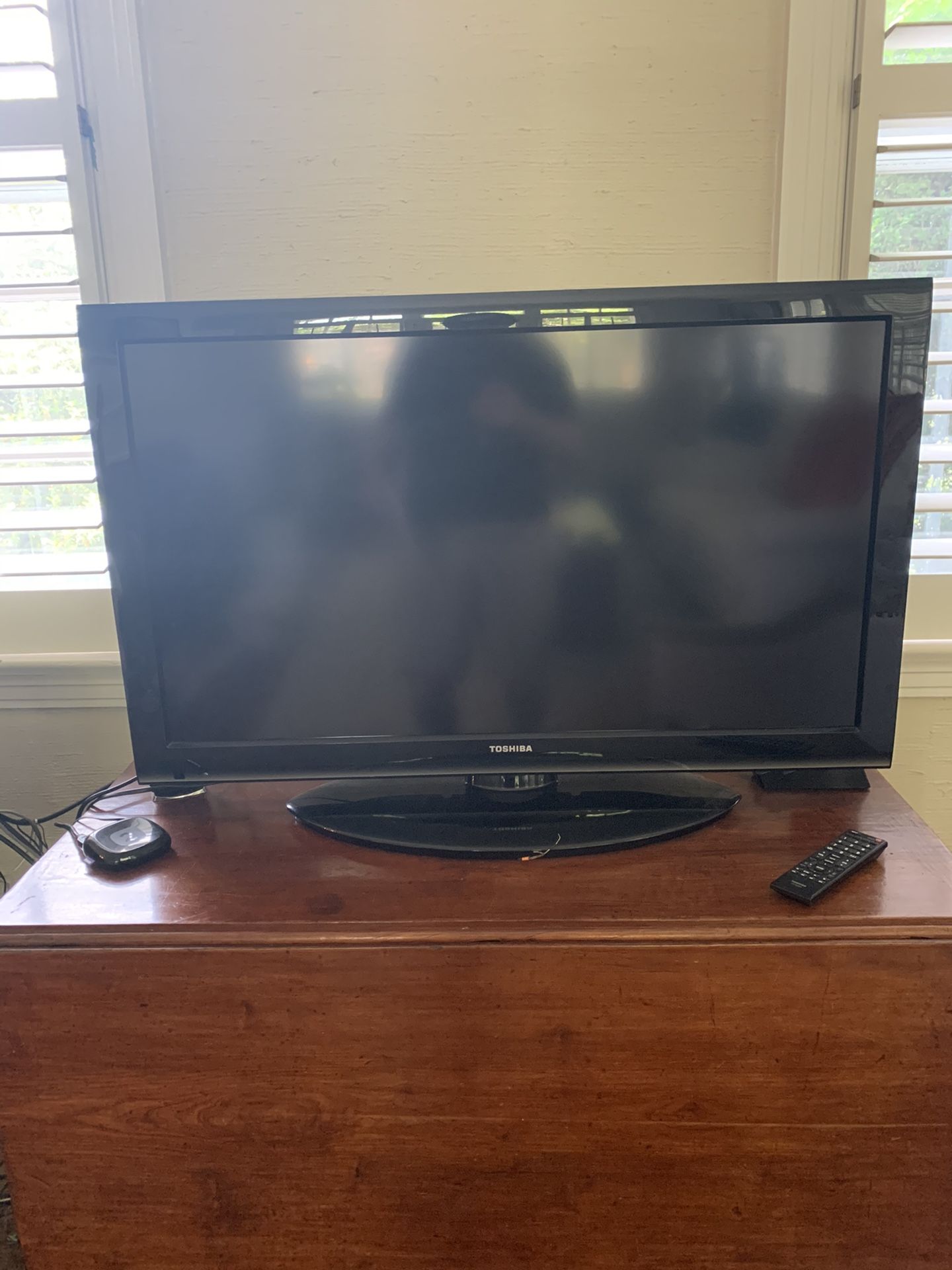 Toshiba 40” Smart TV