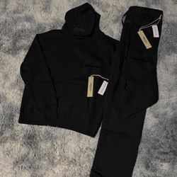 🔥 ESSENTIALS FEAR OF GOD BLACK SET – HOODIE + SWEATPANTS – SIZE L (NEW)