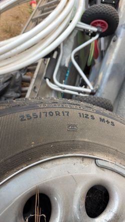 4 set of tires, for Chevy Silverado
17”inches 
$100